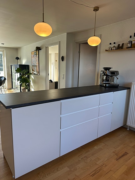 Product image 1 of 7