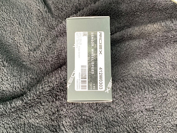 Product image 1 of 2