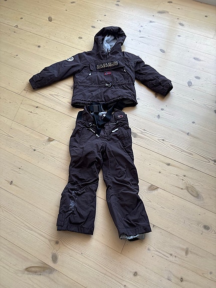 Product image 1 of 4