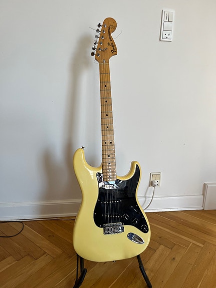 Product image 1 of 9