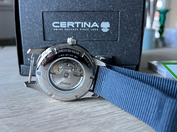 Product image 8 of 9