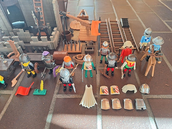 Product image 1 of 9