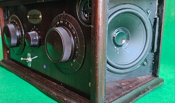 Product image 2 of 9