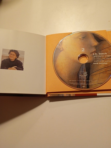 Product image 26 of 33