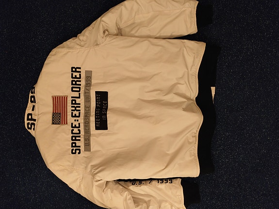 Product image 8 of 9