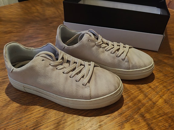 Product image 1 of 8