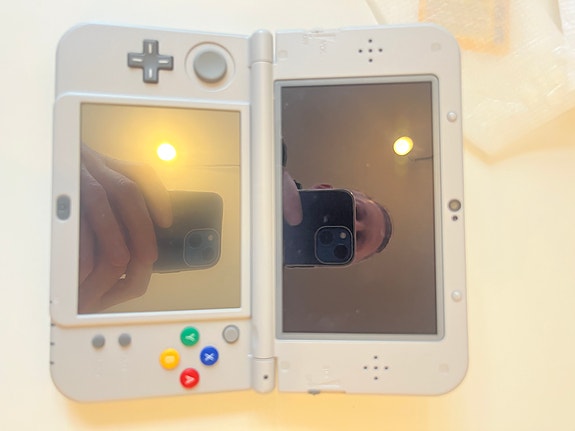 Product image 8 of 9