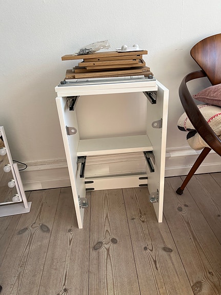 Product image 1 of 3