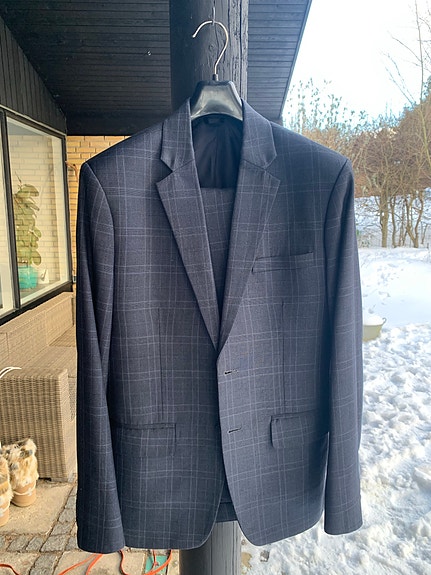 Product image 1 of 9