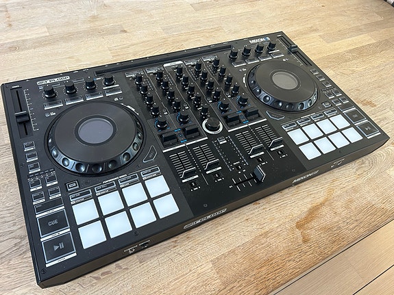 Product image 1 of 9