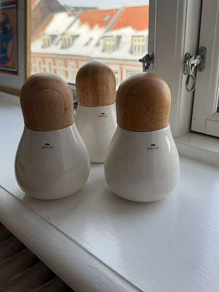 Product image 1 of 6