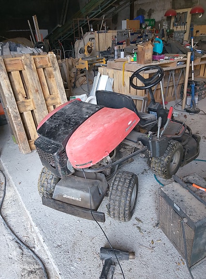 Product image 1 of 2