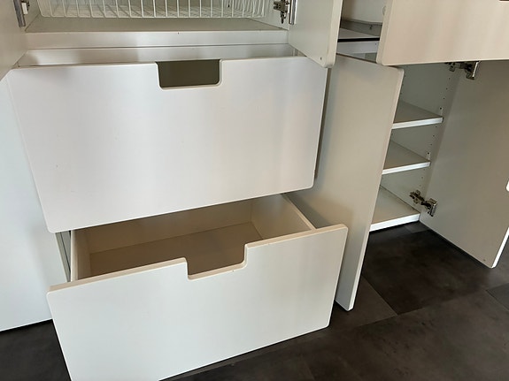 Product image 1 of 8