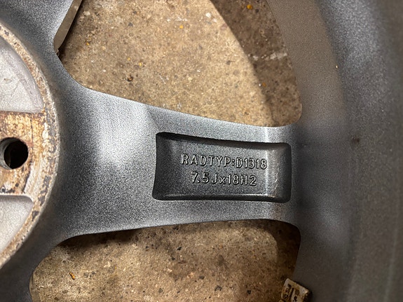 Product image 8 of 9