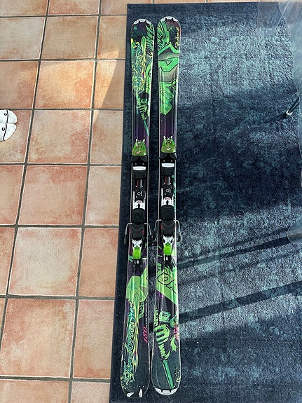 Product image 1 of 4