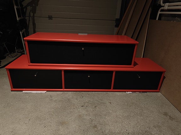 Product image 1 of 3