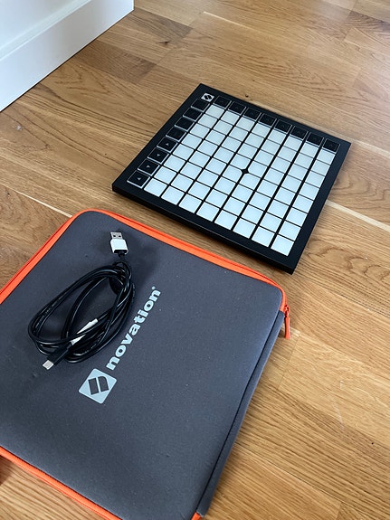 Product image 1 of 2