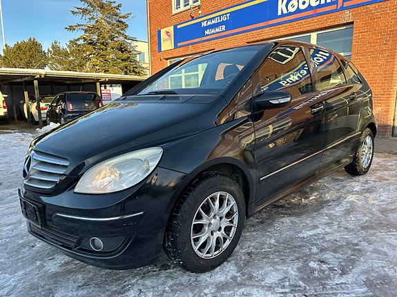 Mercedes B150