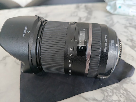 Product image 1 of 4