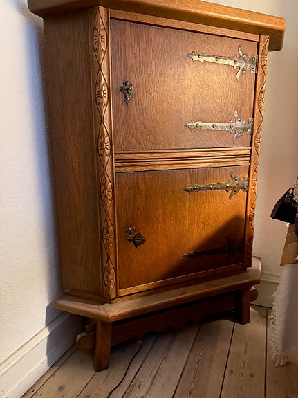 Product image 1 of 9