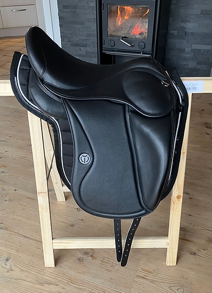 Product image 1 of 9