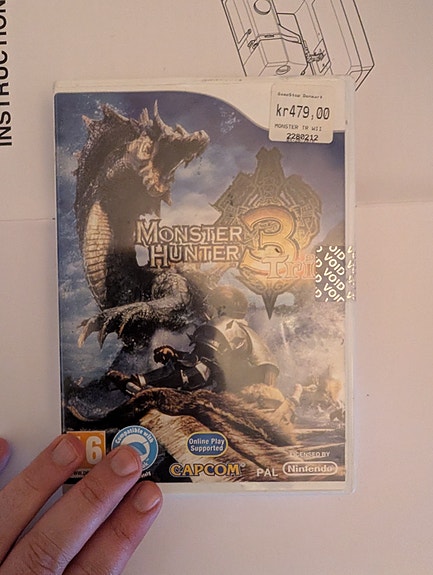 Product image 1 of 3