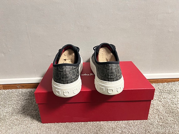 Product image 4 of 8