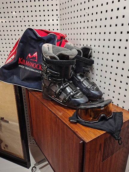 Product image 1 of 4