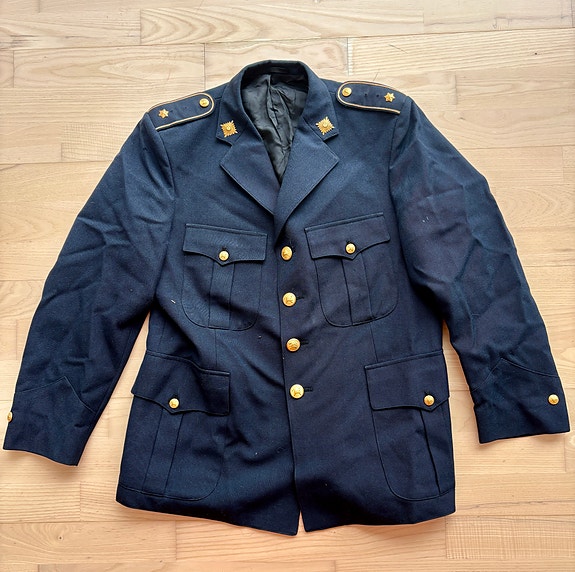 Product image 1 of 4