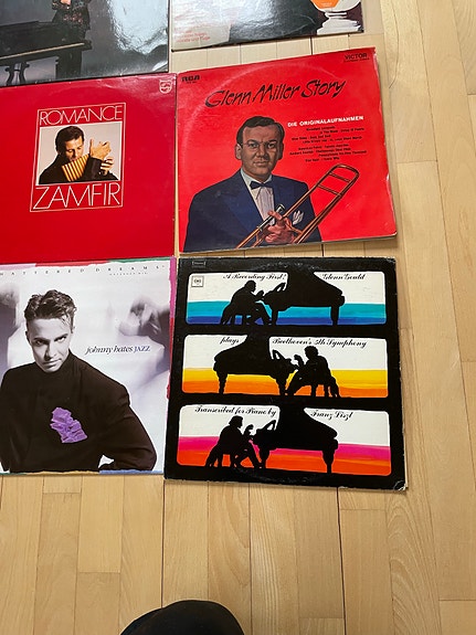 Product image 1 of 6