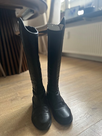 Product image 1 of 8