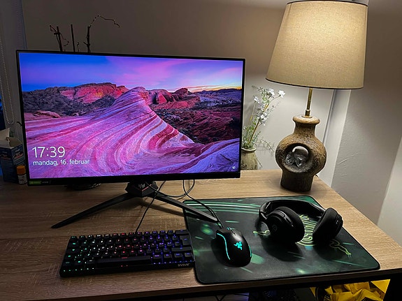 Product image 1 of 6