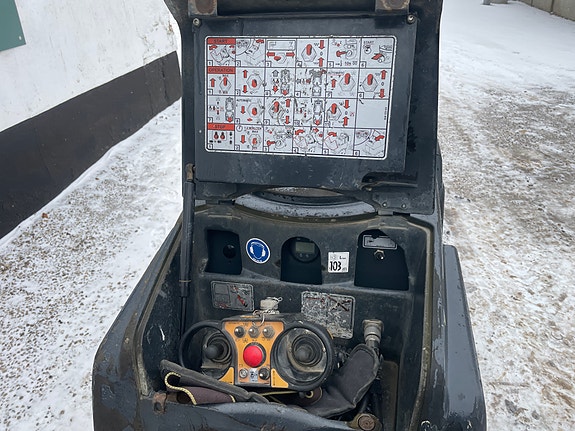 Product image 9 of 10