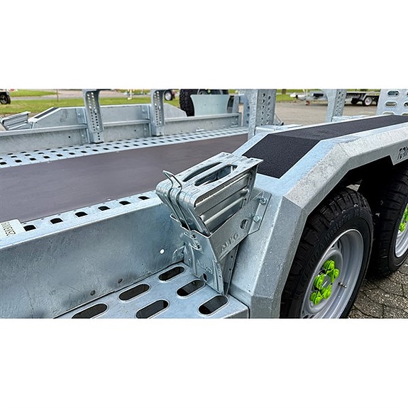 Product image 12 of 18