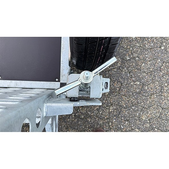 Product image 18 of 20