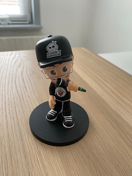 Product image 3 of 9