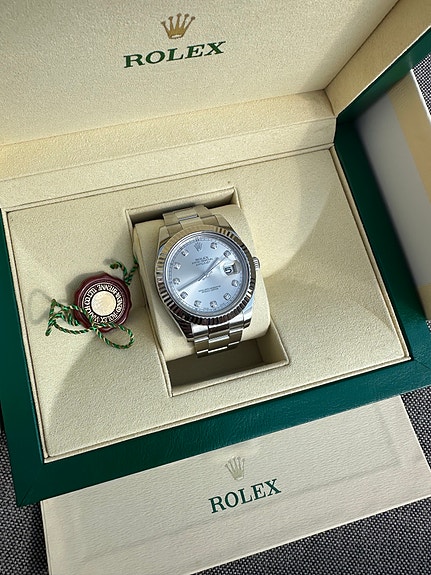 Product image 1 of 9