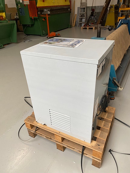 Product image 1 of 3