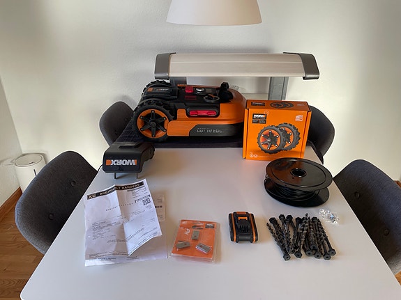 Product image 1 of 7