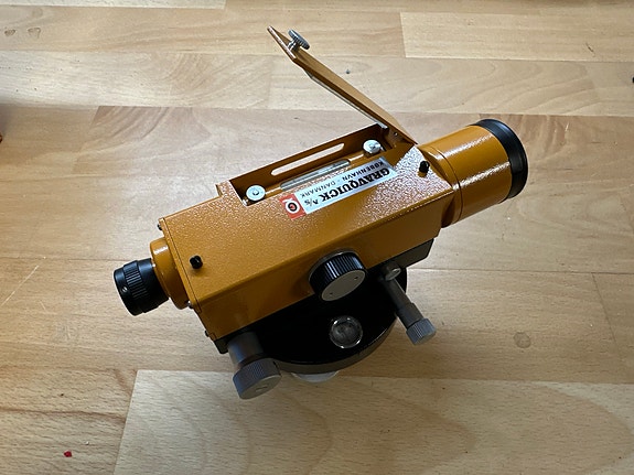 Product image 1 of 8