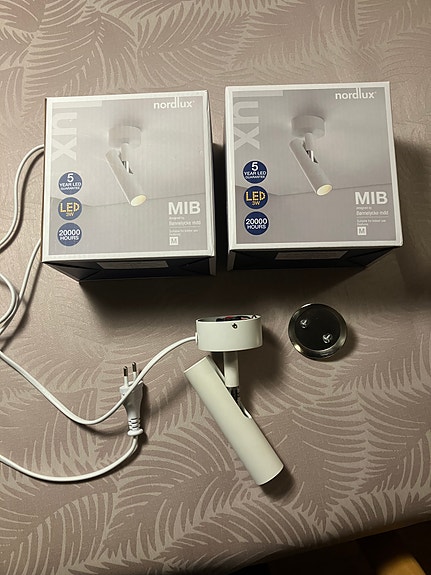 Product image 1 of 3