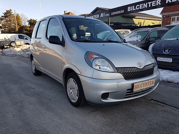 Toyota Yaris Verso
