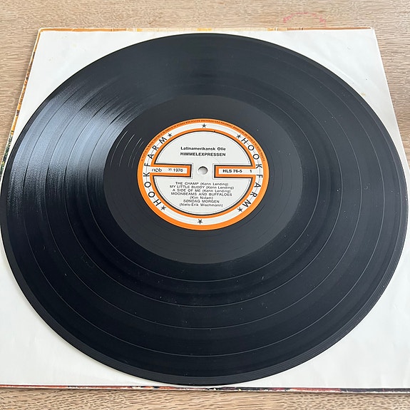 Product image 3 of 6