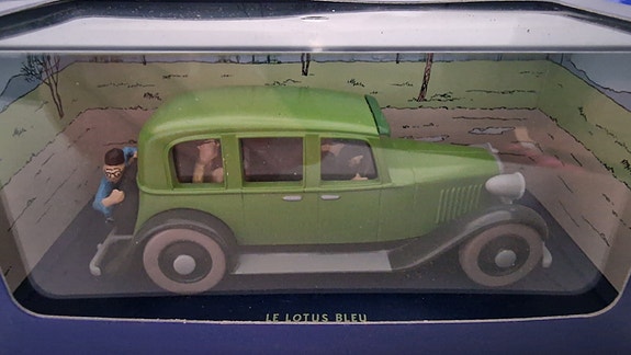 Product image 18 of 48
