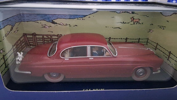 Product image 28 of 48