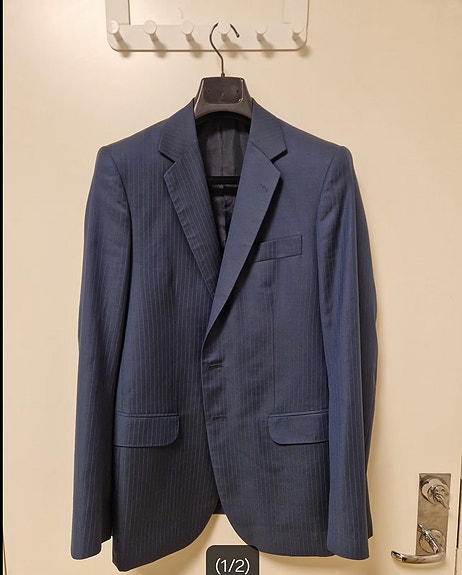 Product image 1 of 2