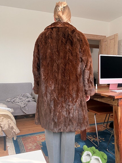 Product image 16 of 42