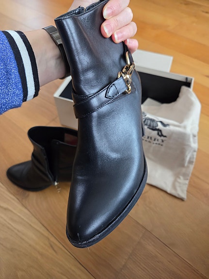 Product image 19 of 22