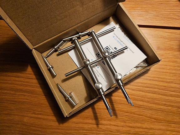 Product image 2 of 4