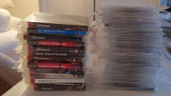 Product image 1 of 3